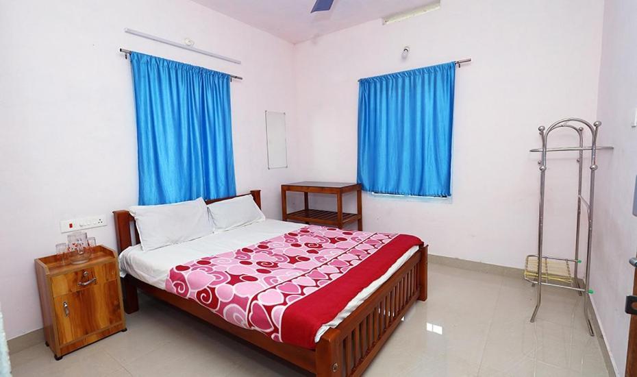 Blooms Homestay *